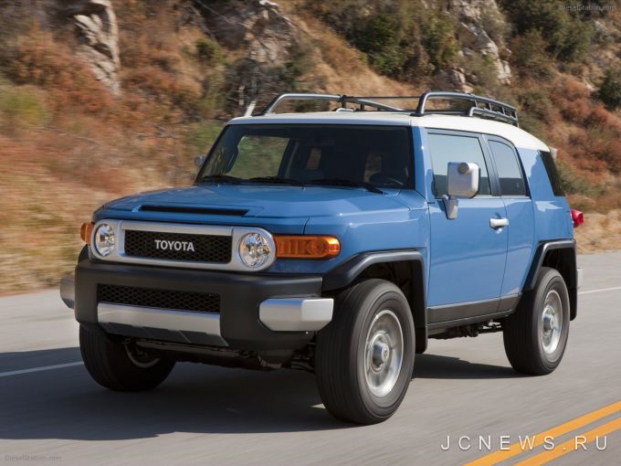 Toyota отзывает FJ Cruiser